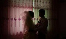 新婚第一夜在线观看,浪漫邂逅，激情燃烧的瞬间