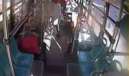 青岛公交车爆料视频,乘客亲身经历引关注