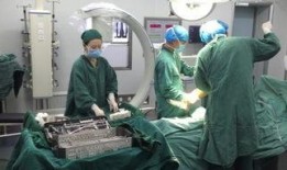 无影灯下全集在线观看,揭秘医疗现场的生死较量