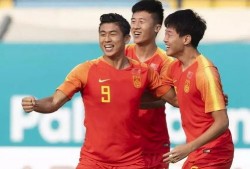 男足主持人爆料新闻视频,揭秘足球圈背后惊人内幕