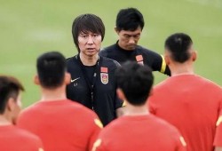 国足厨师爆料新闻