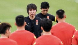 国足厨师爆料新闻