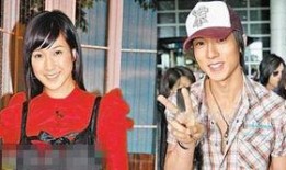 钟嘉欣邻居爆料视频播放,揭秘明星私生活细节